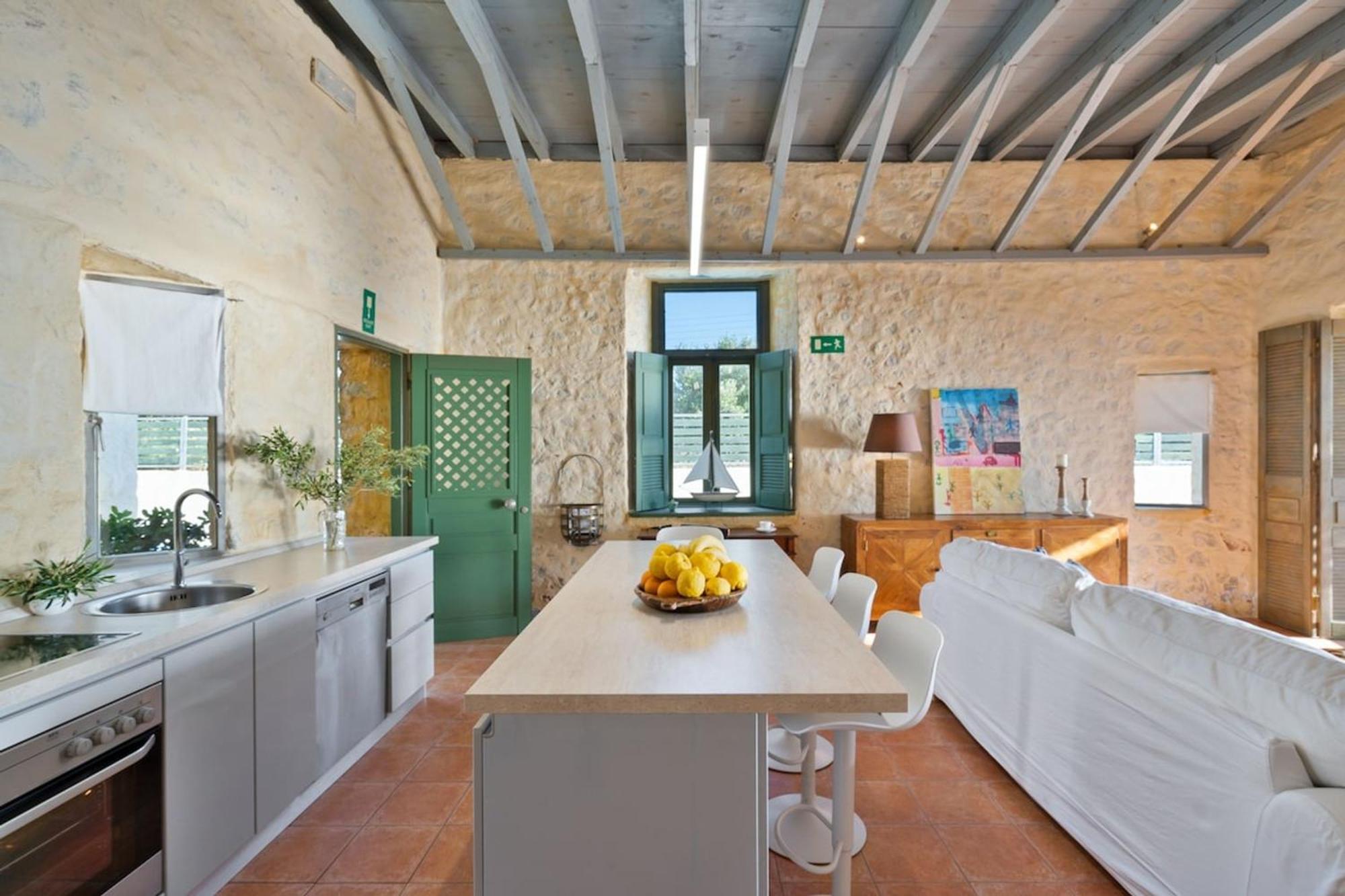 Villa Mediterranea, With Heated Pool Livadia  Buitenkant foto